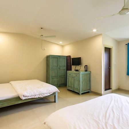 Shikhar Bunglow - A Stunning Valley View Bungalow In Mount Abu Bed and Breakfast Eksteriør billede
