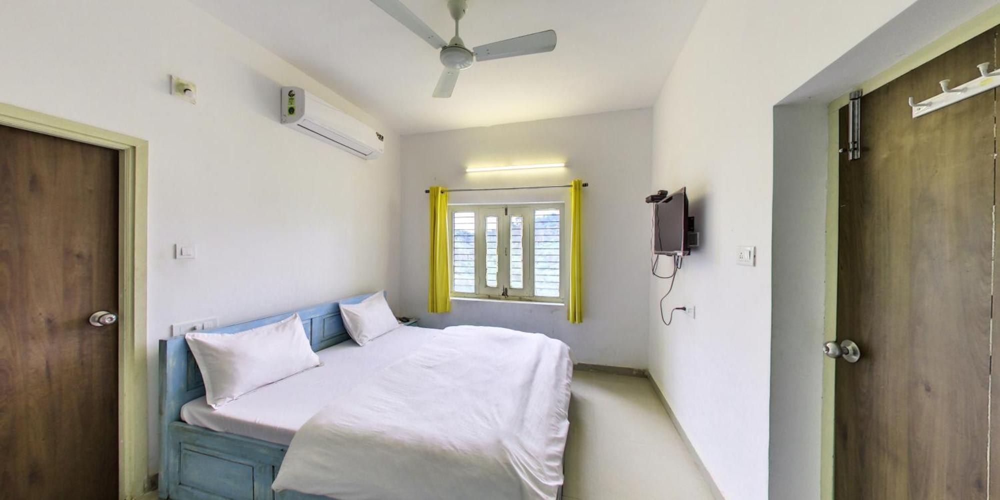Shikhar Bunglow - A Stunning Valley View Bungalow In Mount Abu Bed and Breakfast Eksteriør billede